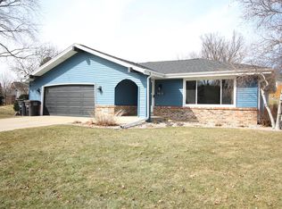 9830 W Plainfield Ave, Greenfield, WI 53228