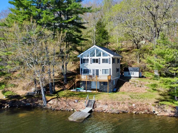 105 Martins Point Road, Greene, ME 04236
