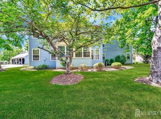 122B Concordia Cir, Monroe Township, NJ 08831