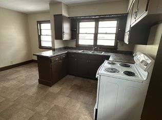 857 9th St, Beloit, WI 53511