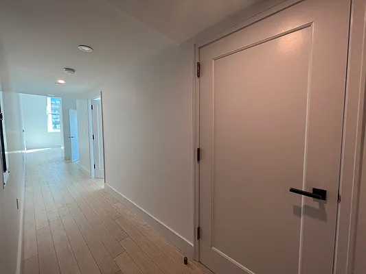 Rented by DelShah Capital LLC | media 11