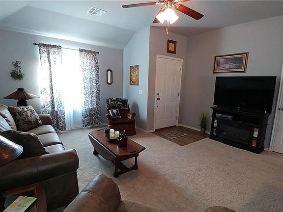 5th image of 11705 NW 135th Ter