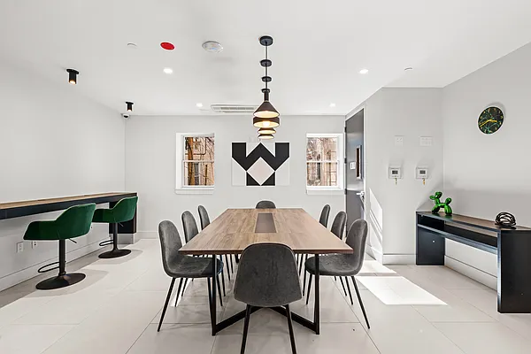 Rented by Nooklyn NYC LLC | media 12