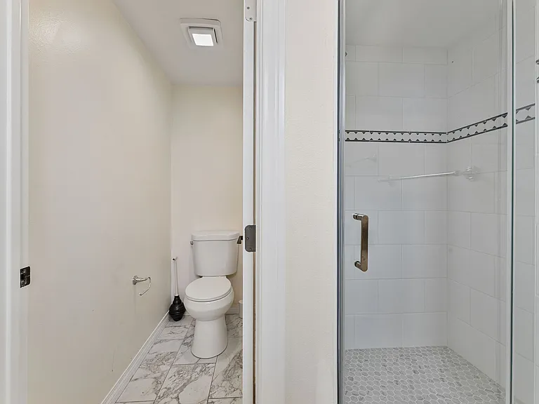 20 Norton St — Photo 5