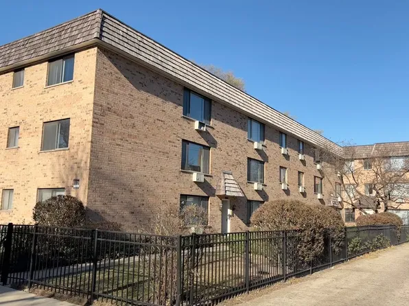 1760 W Highland Ave APT 201, Chicago, IL 60660