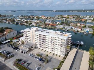 223 Island Way #7F, Clearwater, FL 33767