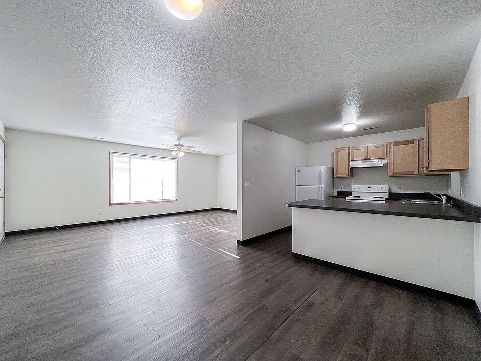 211 S Kellogg Ave UNIT 4, Ames, IA 50010 Zillow