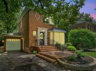 736 Leesley Rd, Riverside, IL 60546