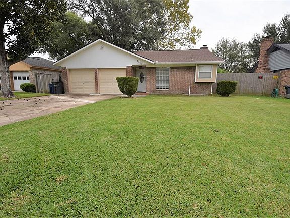 2nd image of 3205 Mariner Dr