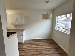 5400 Newcastle Ave APT 64, Encino, CA 91316