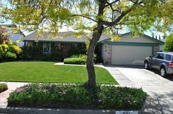 1st image of 691 Royal Glen Dr