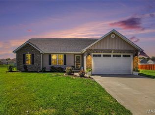 812 Bay Hill Blvd, Union, MO 63084