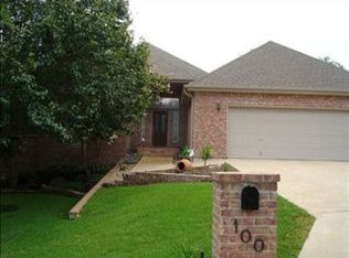 100 Mission Dr, New Braunfels, TX 78130