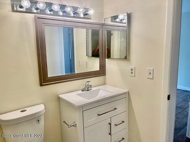 3243 Beach View Way — Photo 11