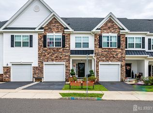 1517 Paxton Ln, Monroe Township, NJ 08831