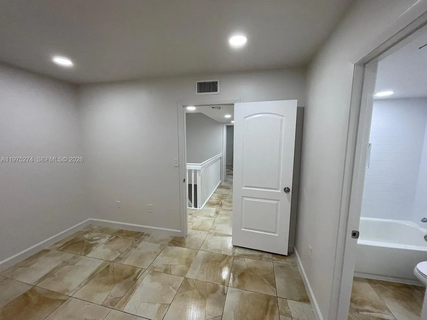 13037 Sw 88th Ln - 13037 Sw 88th Ln # 204a Miami, Fl 33186 — Photo 4