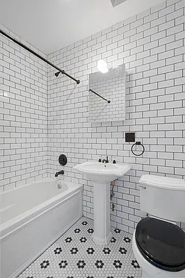 Rented by Ankor Management | media 10