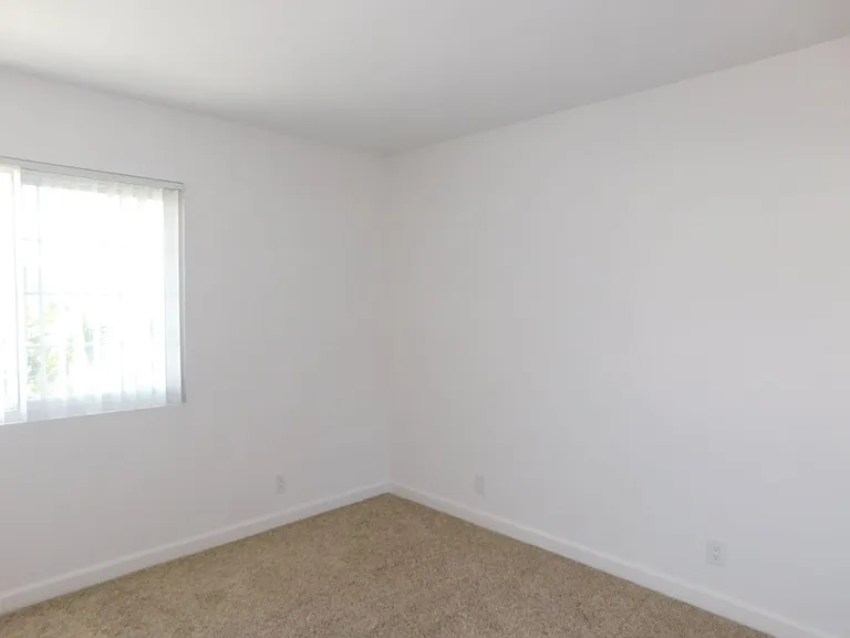 8312 Kingsdale Dr — Photo 24