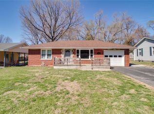 570 Sitze Dr, East Alton, IL