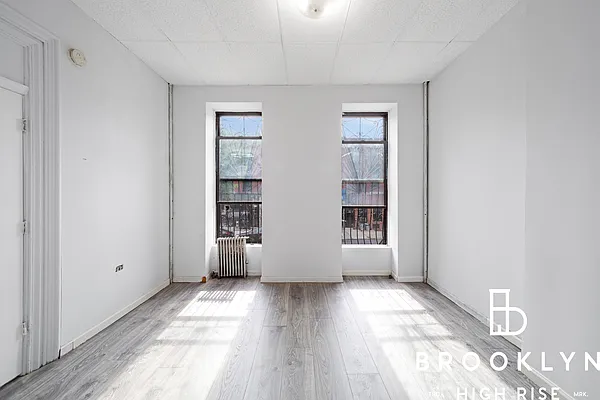 Rented by Brooklyn High Rise LLC | media 8