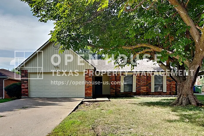 1313 Colony Ct