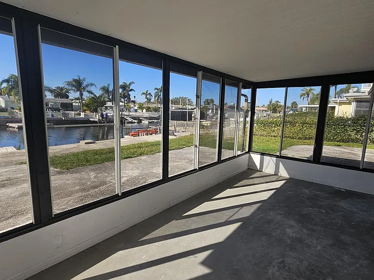 4931A Pompano Dr — Photo 16