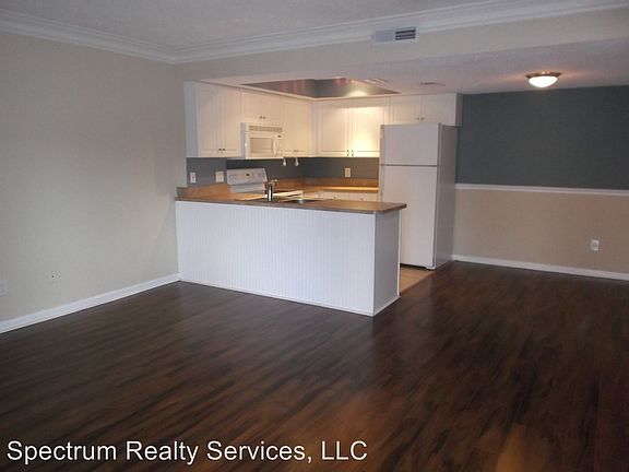 2nd image of 100 Fairway Park Blvd Unit 1105