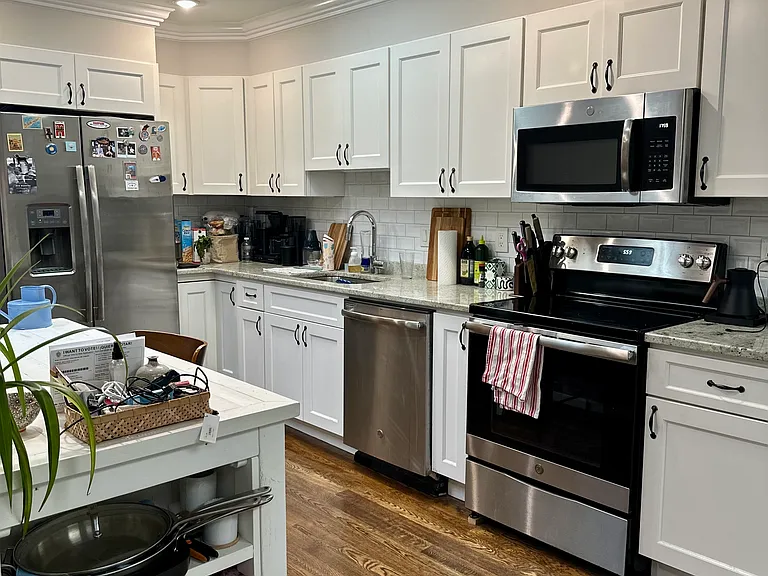 3149 Washington St #4 — Photo 4