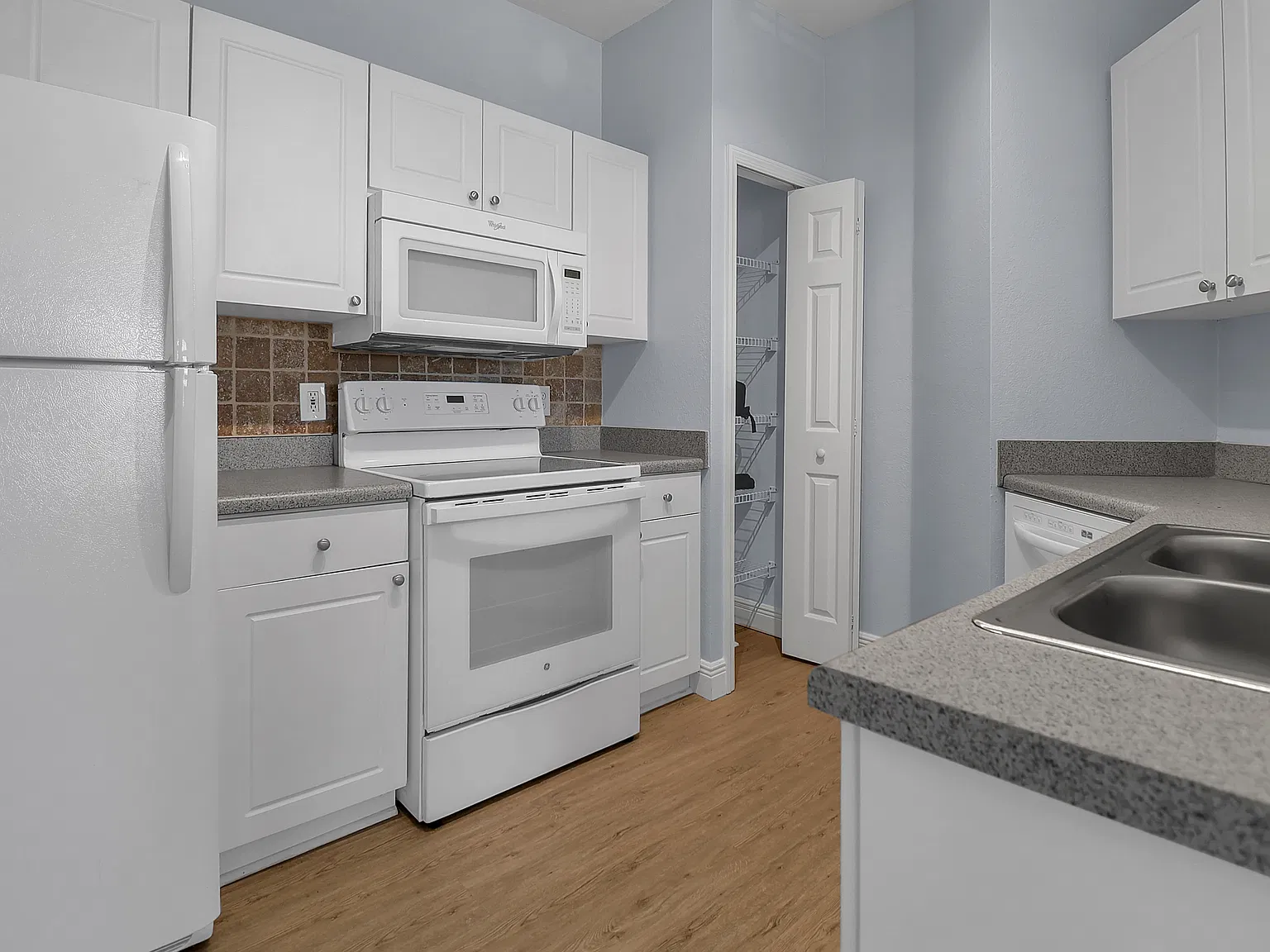 1 bed, 679 sqft, $1,400 — Photo 4