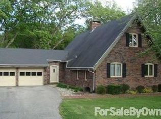 16207 Mission Field Rd, Oakwood, IL 61858