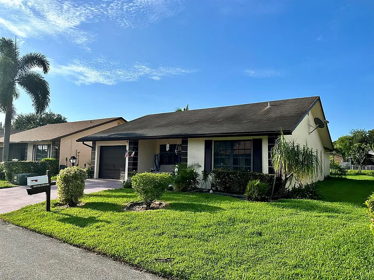 6273 Tall Cypress Cir — Photo 3