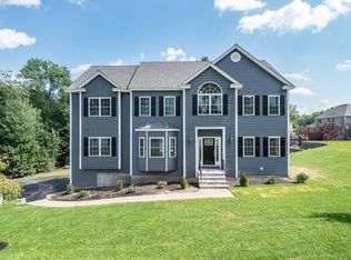 56 Beechnut Rd, Dracut, MA 01826