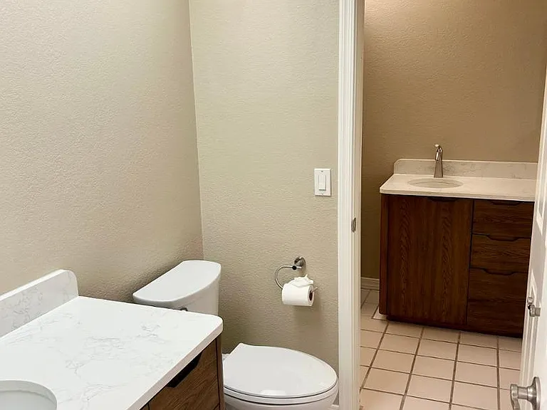 10015 E Mountain View Rd #2009 — Photo 12