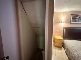 250 1st St FLOOR 1, Yonkers, NY 10704