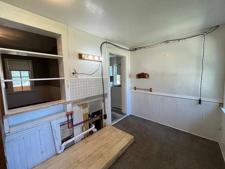 630 E Wausau Ave — Photo 7