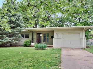 745 N Chipper Ln, Wichita, KS 67212