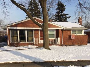 607 N Wille St, Mount Prospect, IL 60056