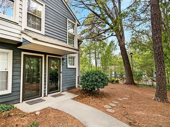 1337 N Crossing Dr NE, Atlanta, GA 30329
