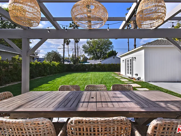 6167 Costello Ave — Photo 43