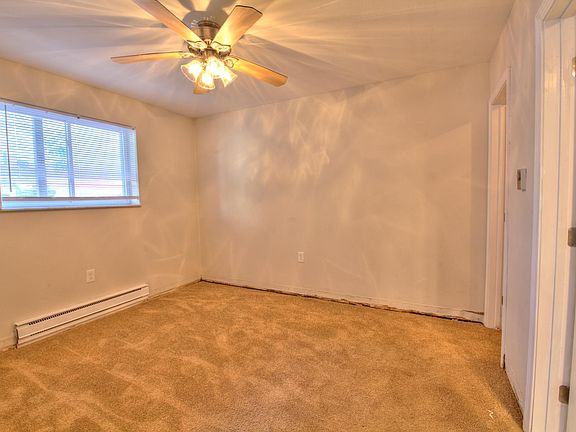 5th image of 7231 Anna Ave