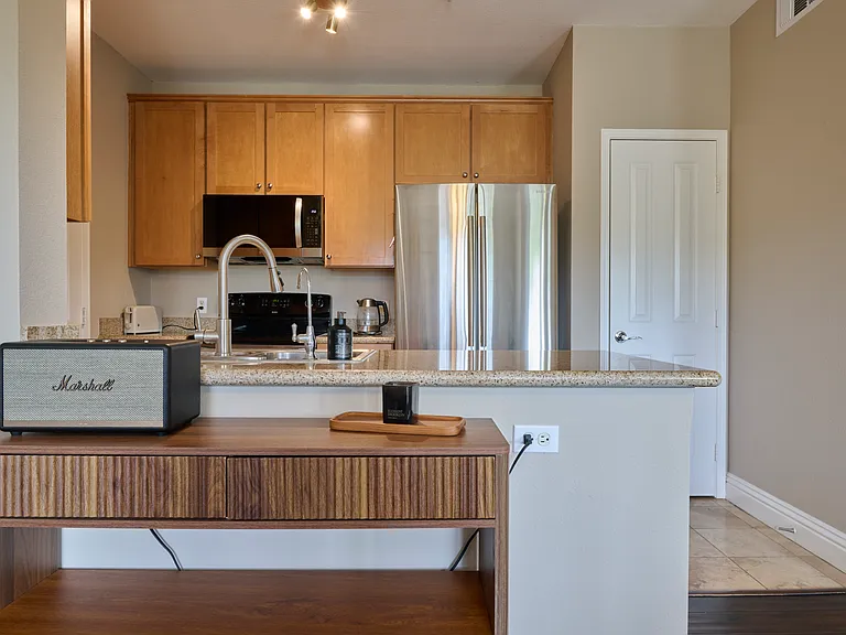22681 Oakgrove — Photo 7
