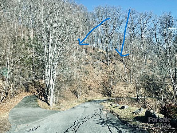 3rd image of 47 Montrose Ln