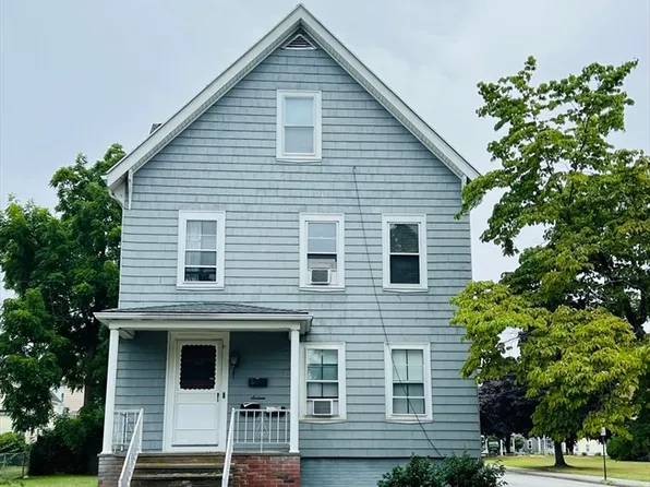 16 Bradford St, Taunton, MA 02780