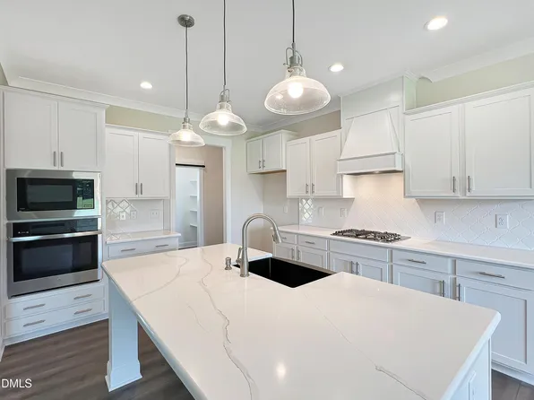205 Big Pine Rd, Clayton, NC 27520