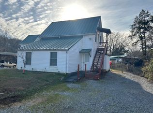 1548 Myers Rd #A, Sevierville, TN 37862