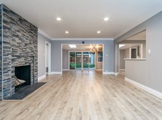 651 E Bixby Rd, Long Beach, CA 90807