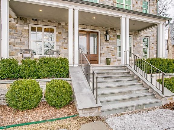 3rd image of 3633 Middlewood Dr