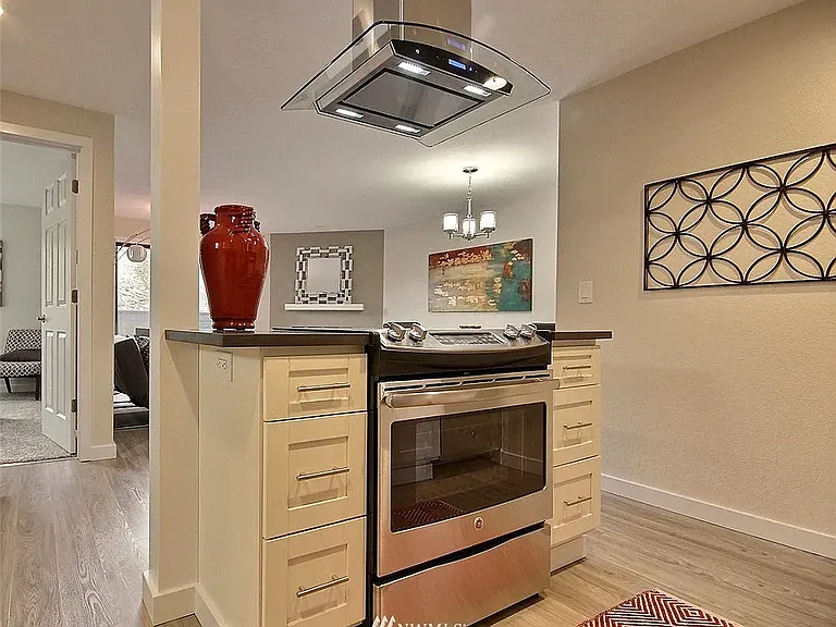 9255 Greenwood Ave N #26 — Photo 3