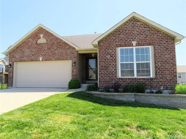 1716 Meade Ct, Pacific, MO 63069