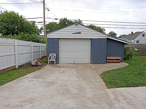 5th image of 2759 Azelda St